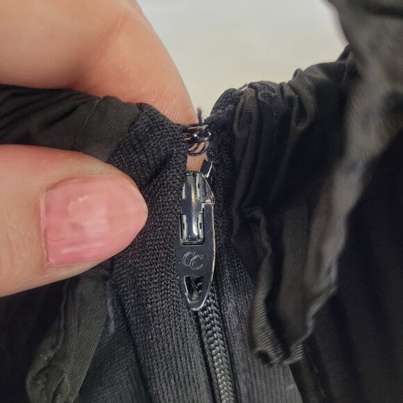 VINTAGE 60s dress black ruffle long sleeve scoop neck midi S - Picture 7 of 11